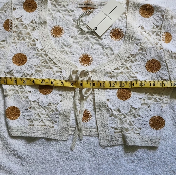 Moon & Madison Cream Long Sleeve Tie Front Crop Blouse - Picture 9 of 9